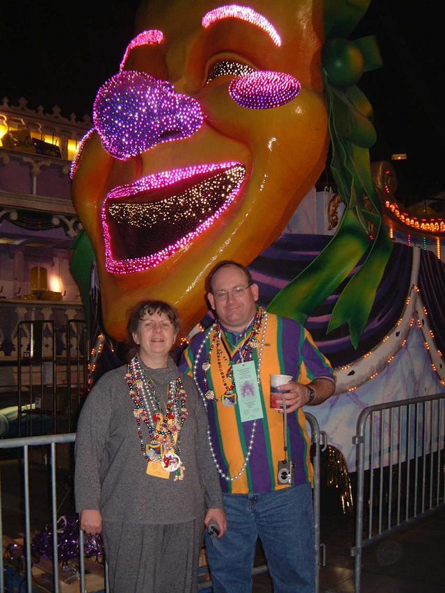 2002/02(Feb)/01(MardiGras)/640x480_2002-02-08-69-BeansJeans.JPG