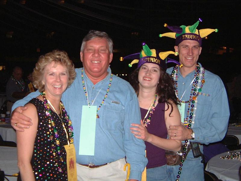 2002/02(Feb)/01(MardiGras)/800x600_2002-02-08-58-BeansJeans.JPG