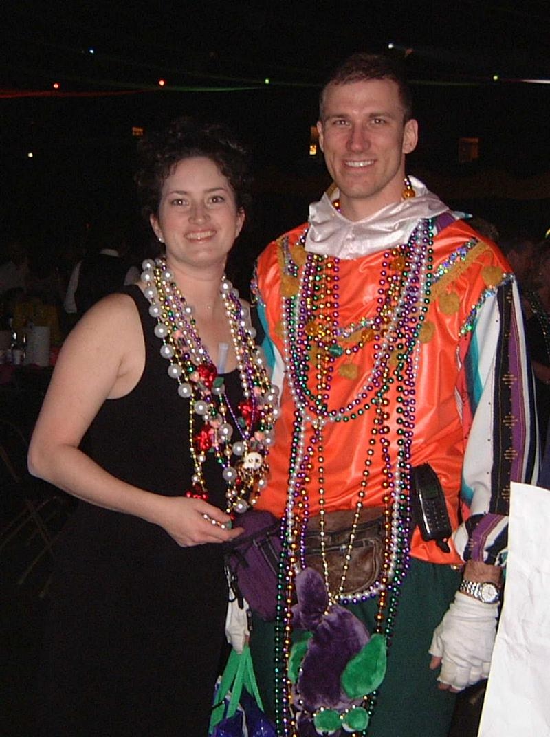2002/02(Feb)/01(MardiGras)/800x600_2002-02-09-18-Extravaganza.JPG