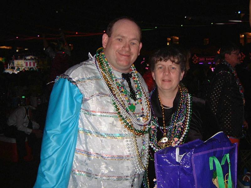 2002/02(Feb)/01(MardiGras)/800x600_2002-02-09-20-Extravaganza.JPG