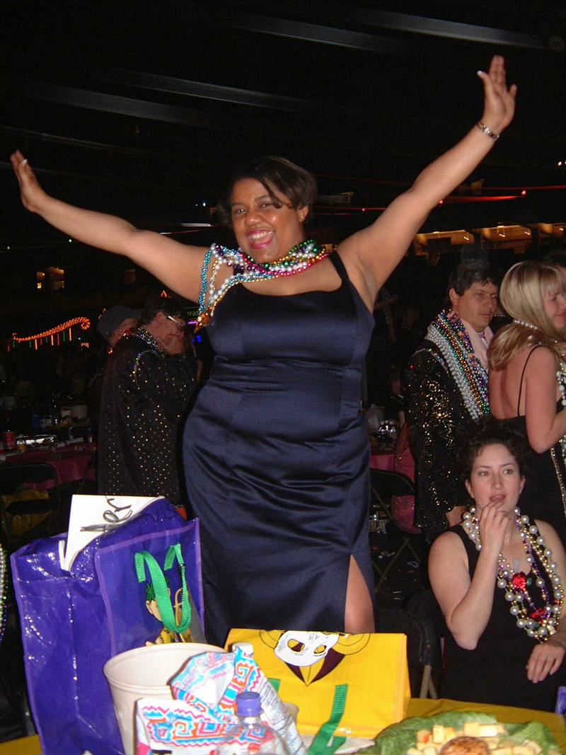 2002/02(Feb)/01(MardiGras)/800x600_2002-02-09-21-Extravaganza.JPG