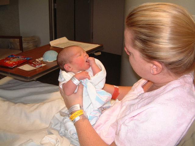 2002-02-11-03-Kyla-1-day.JPG