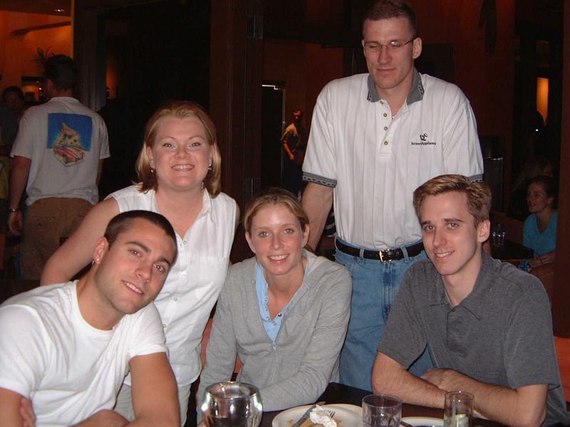 2002/03(Mar)/02(Kara-St_Pattys-Party)/800x600_2002-03-15-2-Cousins.JPG
