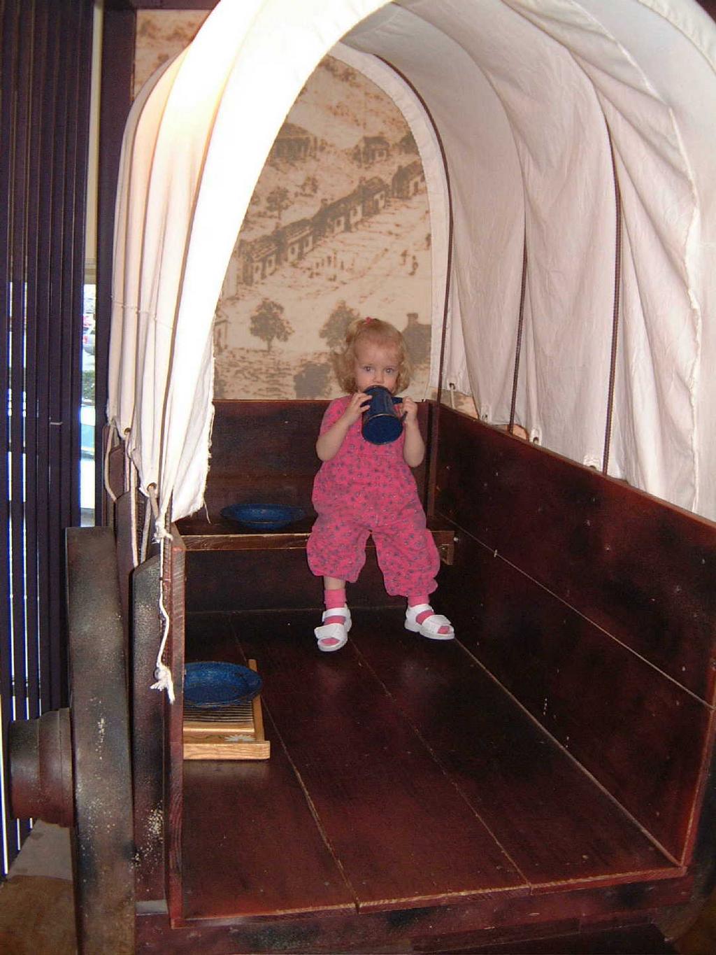 2002/03(Mar)/03(Dan-Visits)/2002-03-26-01-Genna-Covered-Wagon.jpg