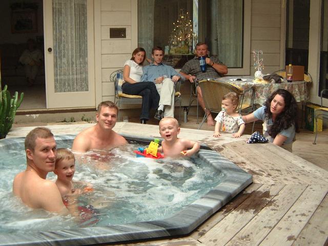 2002/03(Mar)/04(Easter)/640x480_2002-03-31-12-Easter.JPG