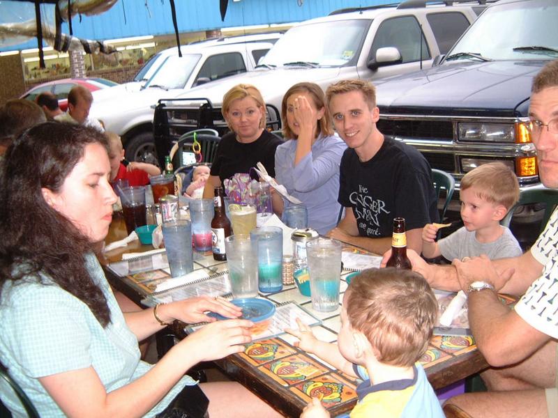 2002/04(April)/02(Josh-26th-BDay)/800x600_2002-04-25-05-Josh-26th-BDay.JPG