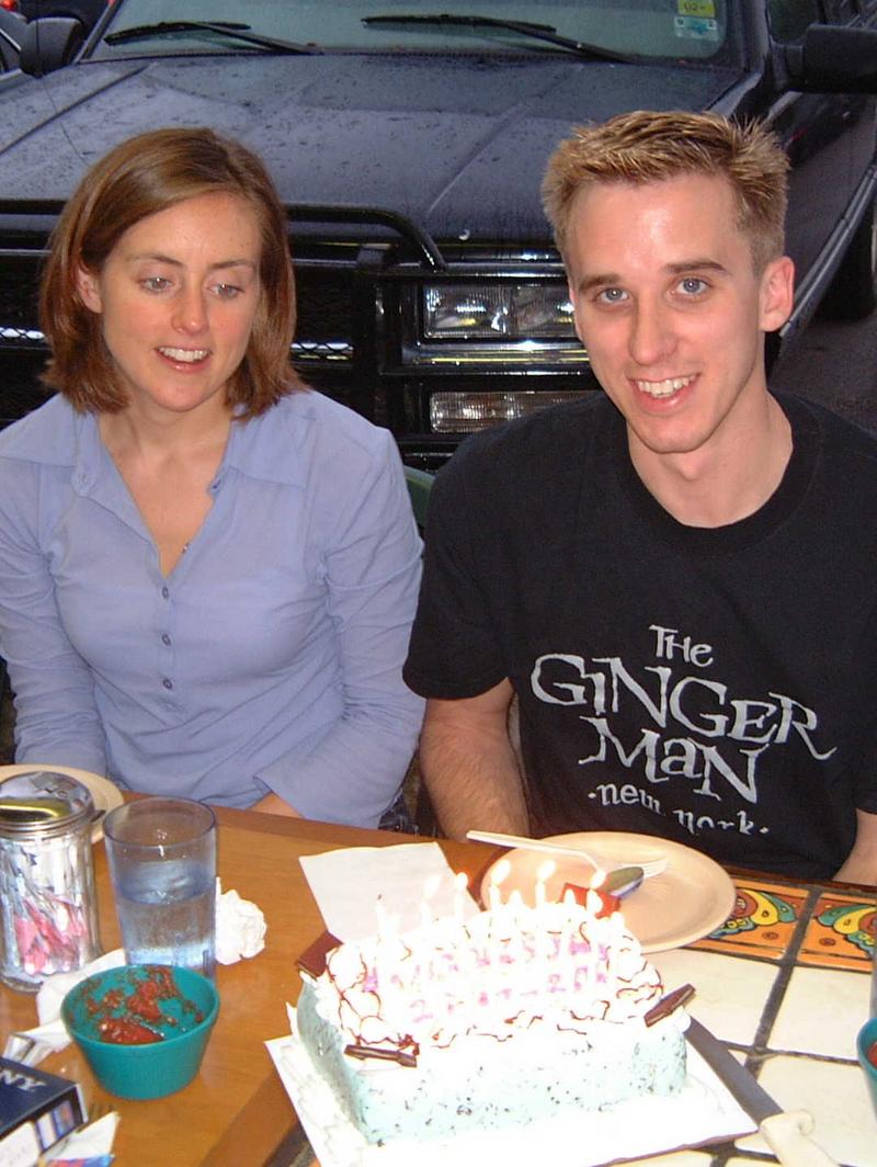 2002/04(April)/02(Josh-26th-BDay)/800x600_2002-04-25-07-Josh-26th-BDay.JPG