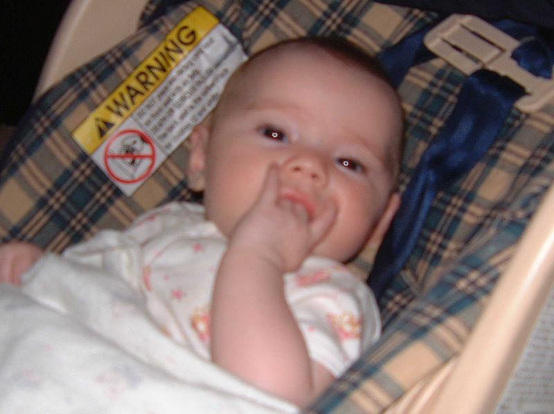 2002/05(May)/01(Kyla-and-Vale)/800x600_2002-05-03-2-Kyla-3months.JPG