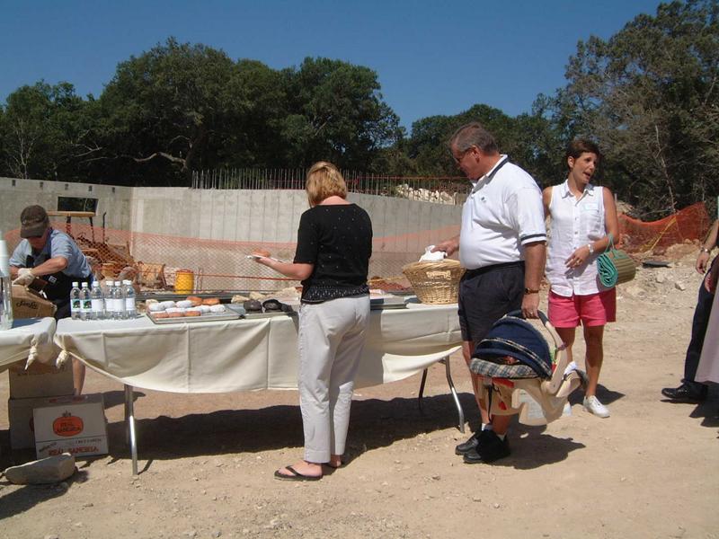 2002-05-19-09-Mass-New-Building-Site.JPG