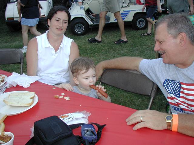 2002/07(July)/02(Lost-Creek-Picnic)/2002-07-20-LCCC-06-Dax-Jim.JPG