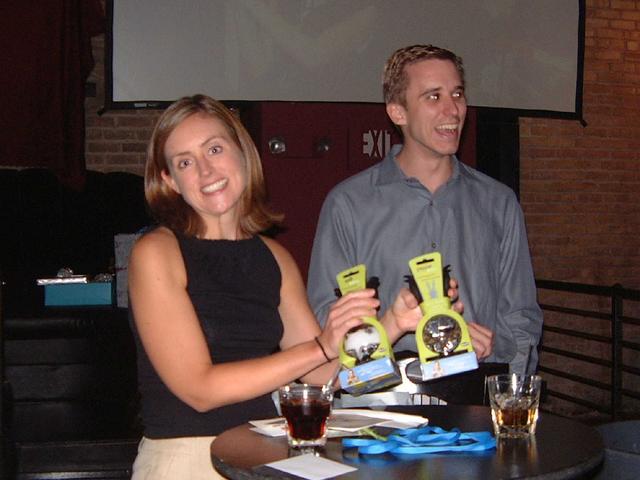 2002/09(Sept)/01(shower)/640x480_2002-09-06-11-Shower.JPG