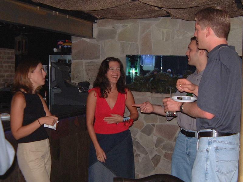 2002/09(Sept)/01(shower)/800x600_2002-09-06-02-Shower.JPG