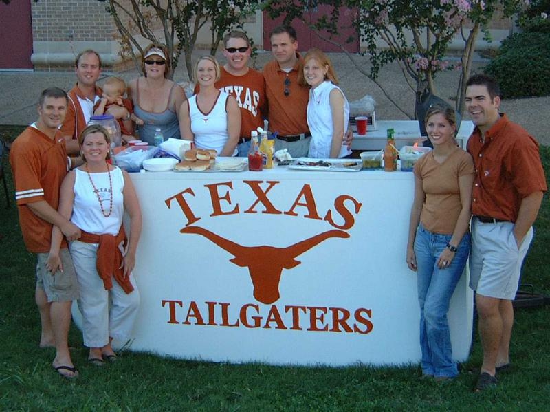 2002/09(Sept)/02(Tailgate)/800x600_2002-09-21-08-TX-Tailgaters.JPG