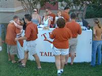 2002-09-21-09-TX-Tailgaters.JPG