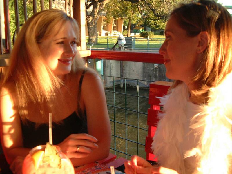 2002/09(Sept)/03(Bachelorette)/800x600_2002-09-28-04-Heather-Bachelorette-Austin.JPG