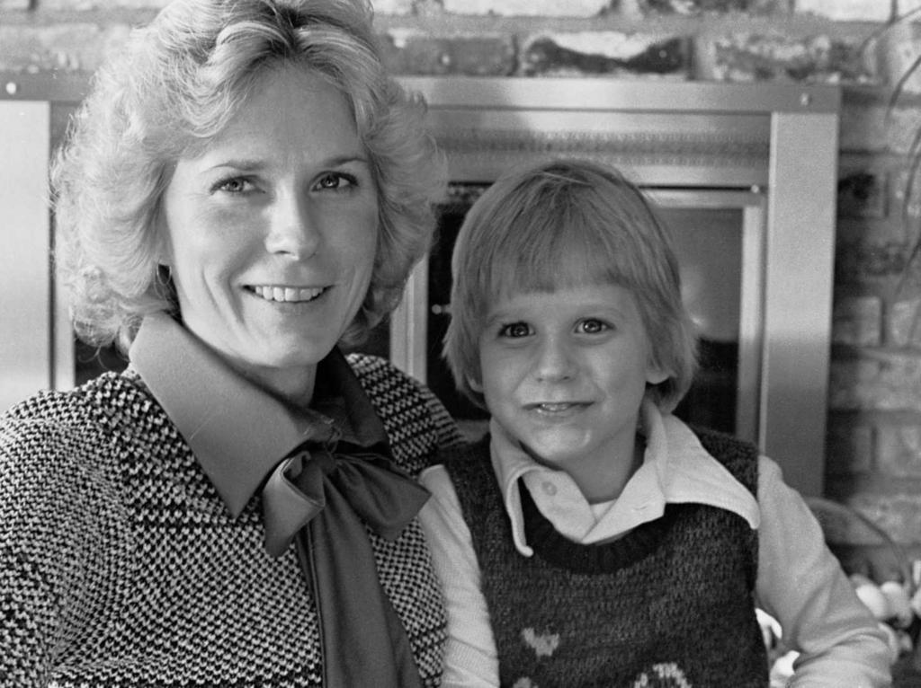 1982-02-BL-WT04.jpg
