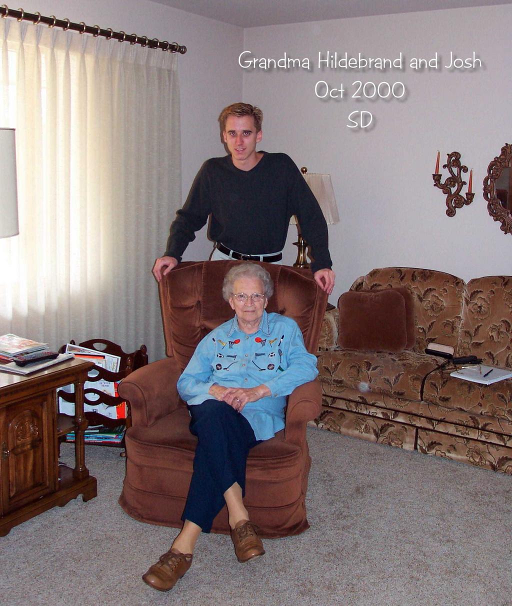 2000-10-27-1Josh-Grandma.jpg
