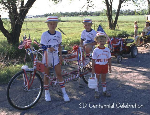 1981-07-04-1-MV-Centennial.jpg