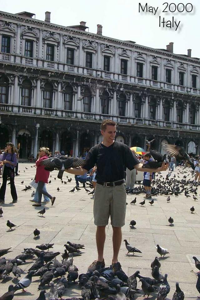 2002/10(Oct)/02(Josh-Child)/640x480_2000-05-Josh-Italy.jpg