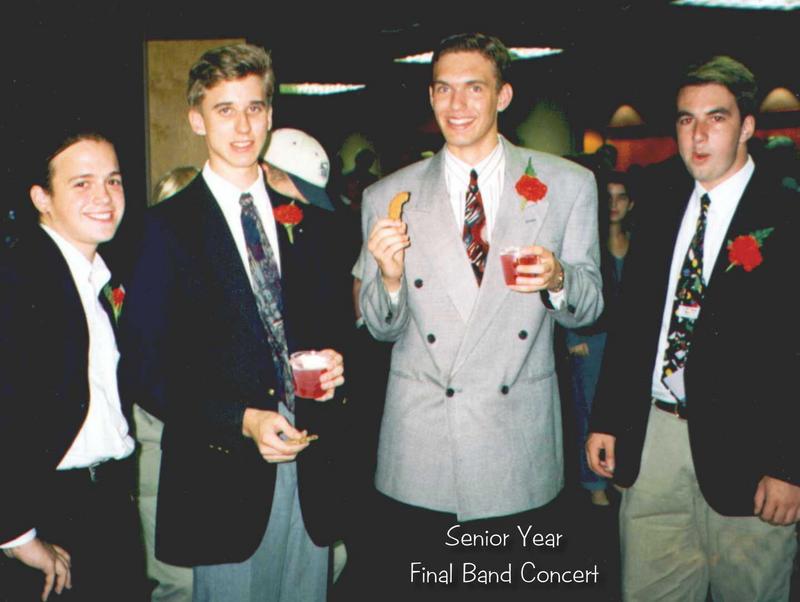 2002/10(Oct)/02(Josh-Child)/800x600_1994-05-27-Final-Band-Concert.jpg