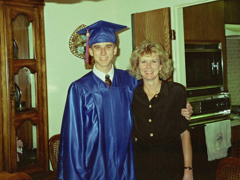 1994-06-GRADUATION-JOSH0302.jpg
