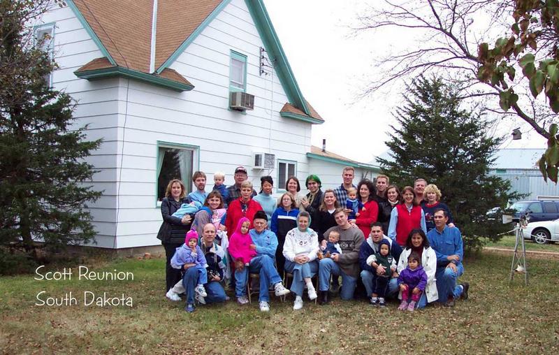 2000-10-27-366-Scott-Family.jpg