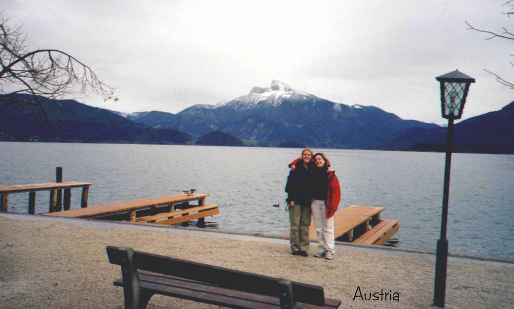 1998-04-Austria-JenF.jpg