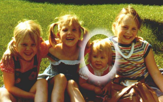 1978-Heather-Kim-neighbors.JPG