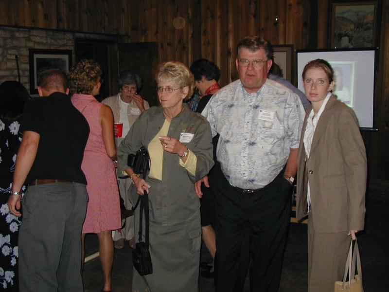 2002/10(Oct)/05(Rehearsal-Dinner)/800x600_2002-10-12-09-REHEARSAL.JPG