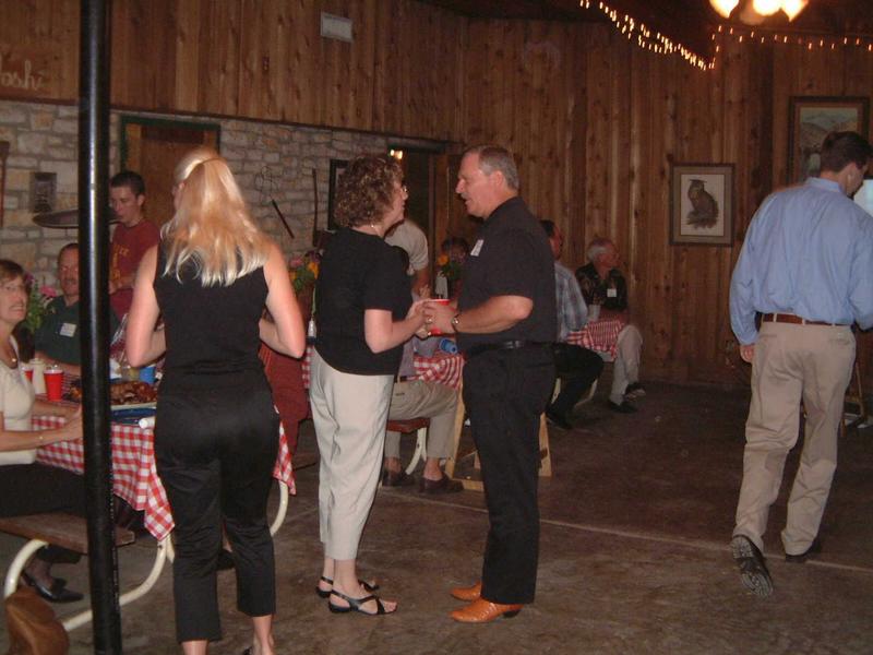 2002/10(Oct)/05(Rehearsal-Dinner)/800x600_2002-10-12-21-REHEARSAL.JPG