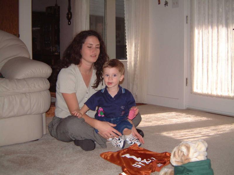 2002/10(Oct)/06(Wedding-Weekend-Misc)/800x600_2002-10-12-06-REHEARSAL.JPG
