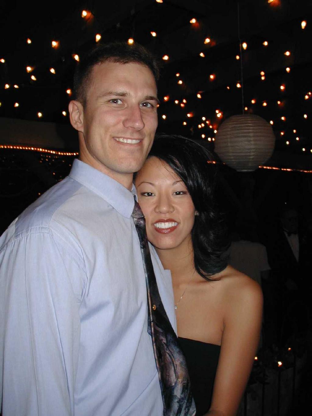 2002/10(Oct)/07(Wedding-Part-3)/1024x768_2002-10-GS-WEDDING.JPG