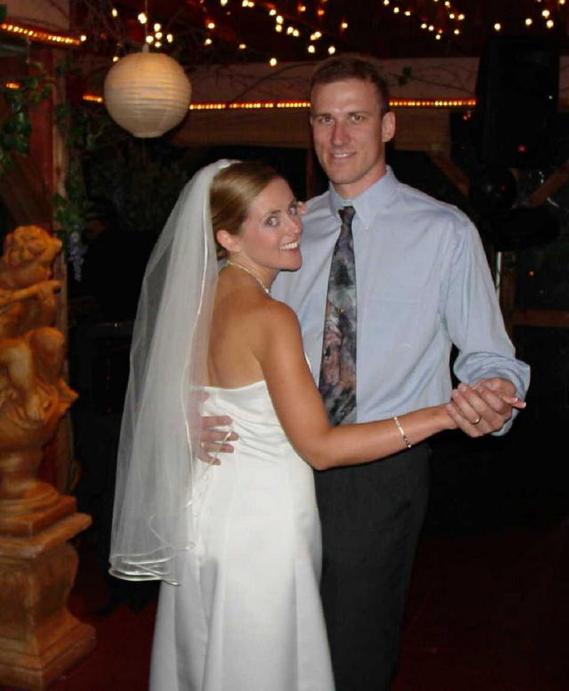 2002/10(Oct)/07(Wedding-Part-3)/640x480_2002-10-GN-WEDDING.JPG