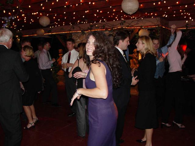 2002/10(Oct)/07(Wedding-Part-3)/640x480_2002-10-HO-WEDDING.JPG