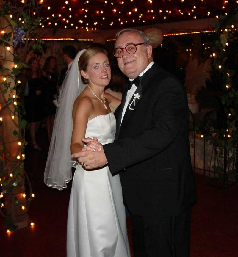 2002/10(Oct)/07(Wedding-Part-3)/800x600_2002-10-HC-WEDDING.JPG