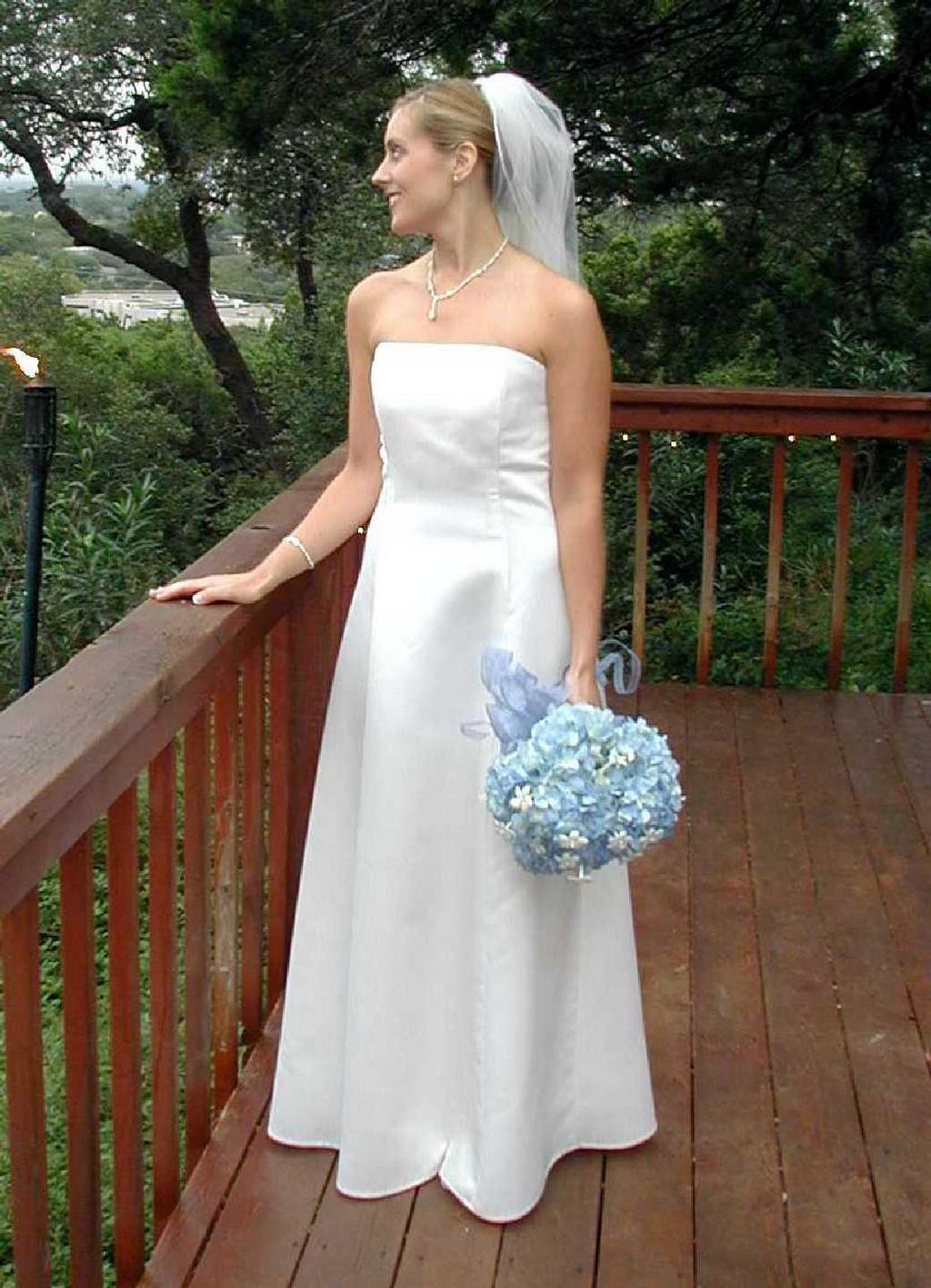 2002/10(Oct)/08(Wedding-Part-2)/1024x768_2002-10-EF-WEDDING.JPG