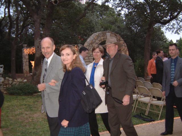 2002/10(Oct)/08(Wedding-Part-2)/640x480_2002-10-DC-WEDDING1.JPG