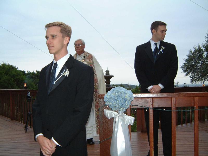 2002/10(Oct)/09(Wedding-Part-1)/800x600_2002-10-BX-WEDDING.JPG