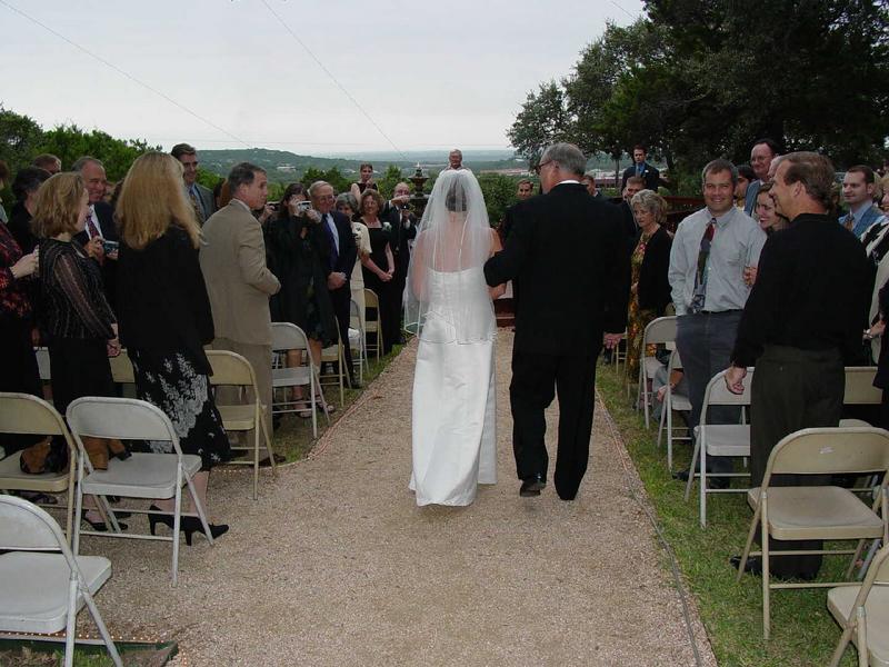 2002/10(Oct)/09(Wedding-Part-1)/800x600_2002-10-CG-WEDDING.JPG