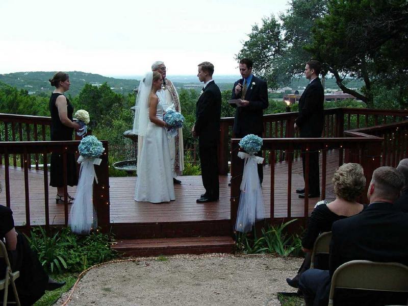 2002/10(Oct)/09(Wedding-Part-1)/800x600_2002-10-CO-WEDDING.JPG