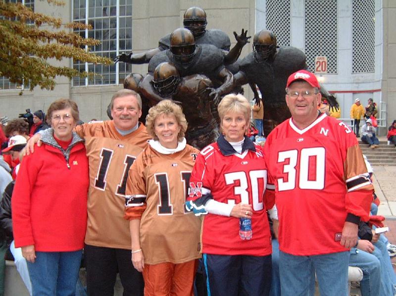 2002/11(Nov)/11(Nebraska-Game)/800x600_2002-11-02-M-Nebraska-Game-Day.JPG