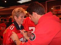 2002-11-02-K-CROUCH-AUTOGRAPH.JPG