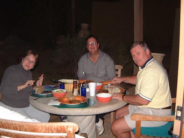 2002/12(Dec)/01(Palm-Springs)/640x480_2002-12-01-13-Palm-Springs-Trolls.JPG