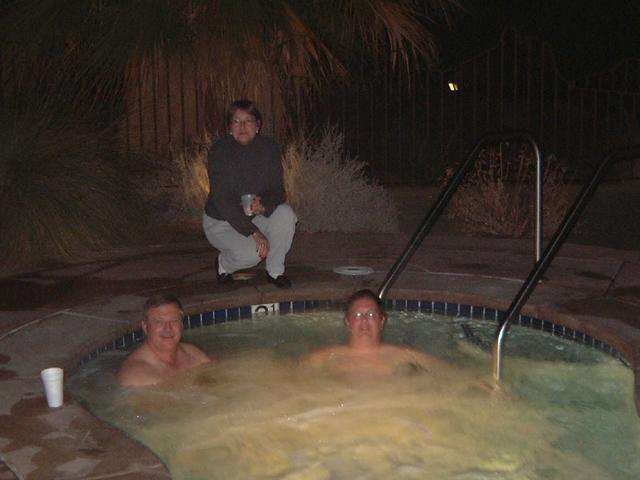 2002/12(Dec)/01(Palm-Springs)/640x480_2002-12-01-14-Palm-Springs-Trolls.JPG