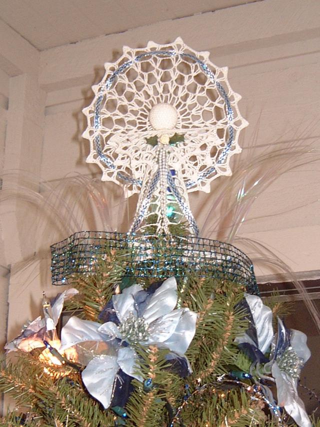 2002-12-05-I-Decorations.JPG