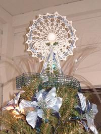 2002-12-05-I-Decorations.JPG