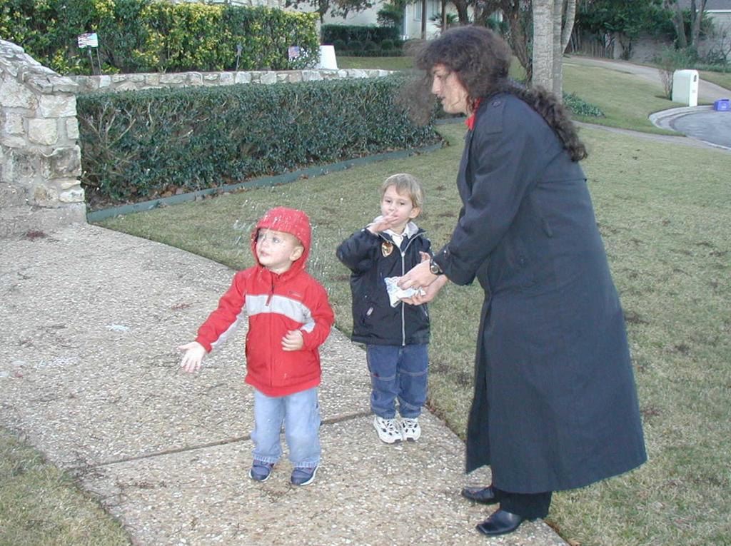 2002-12-24-04-Christmas-Eve.jpg