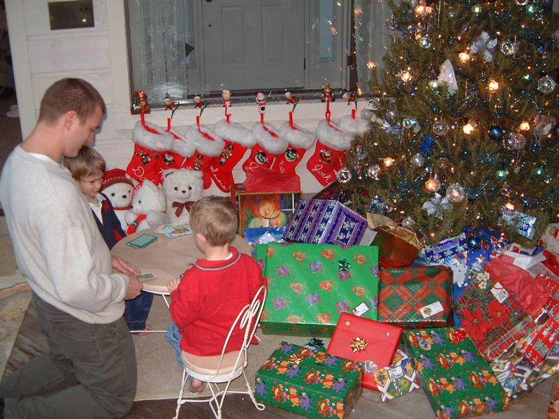 2002/12(Dec)/03(Christmas-Eve)/2002-12-24-01-Christmas-Eve.JPG