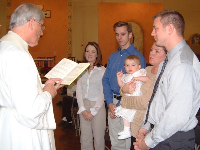 2003/01(Jan)/01(Kyla-Baptism)/640x480_2003-01-12-L.JPG