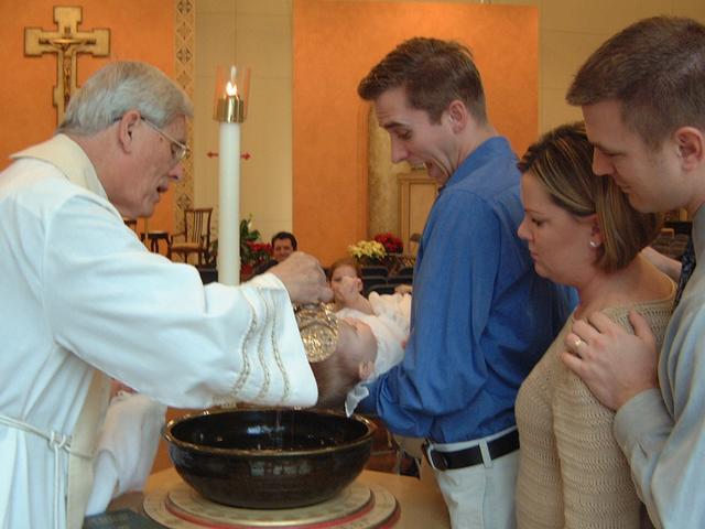 2003/01(Jan)/01(Kyla-Baptism)/640x480_2003-01-12-N.JPG
